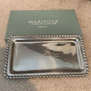 Mariposa Mr & Mrs Tray